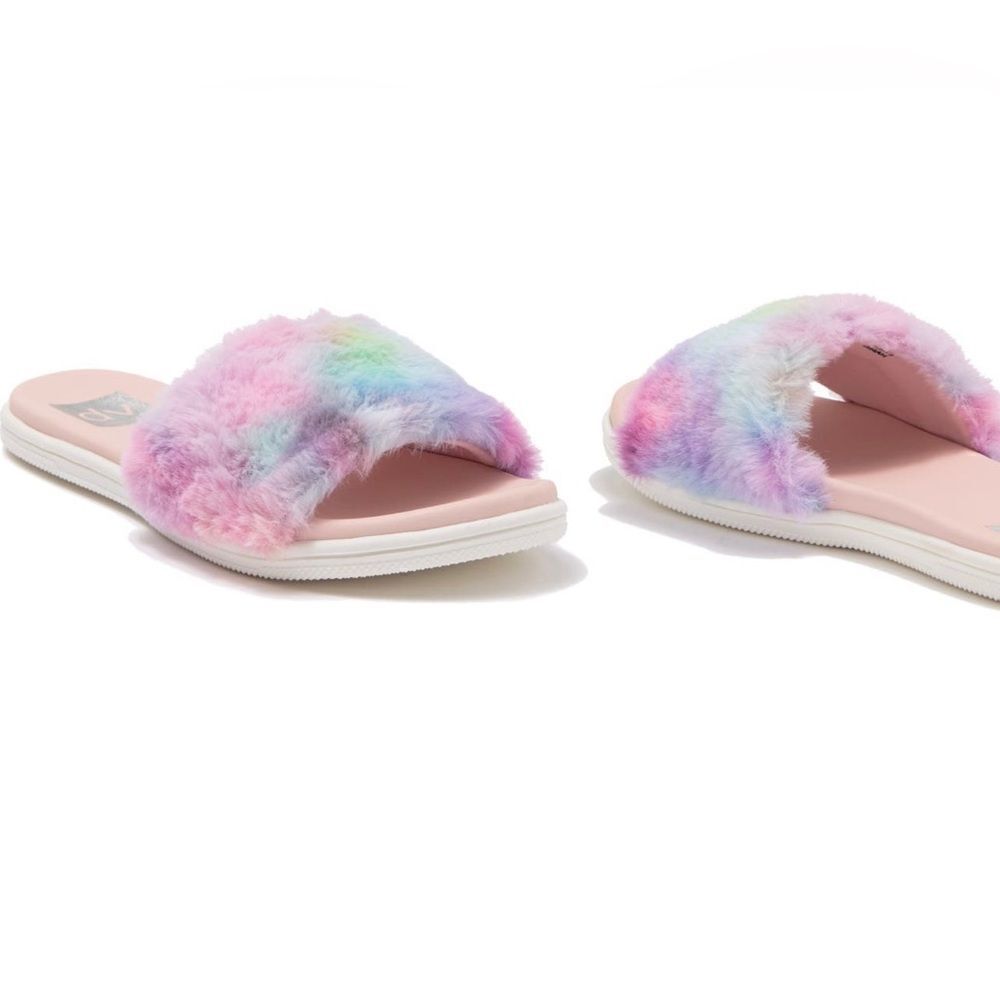 DV by Dolce Vita DV DOLCE VITA Faux Fur Slide Sandal - Picture 3 of 5